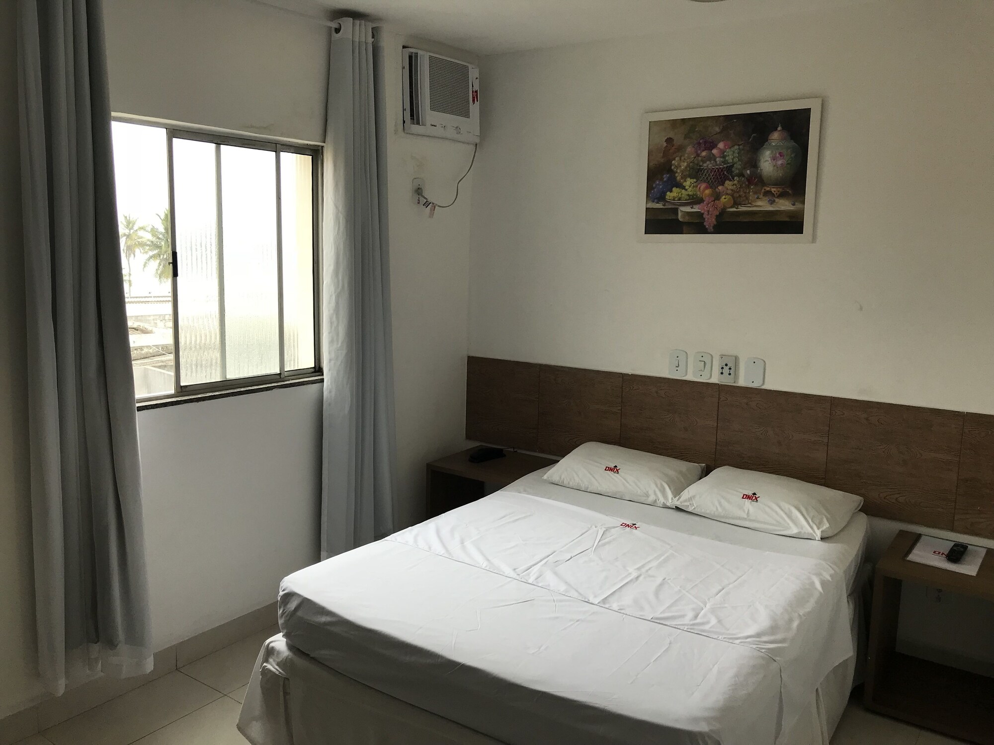 ROOM, DOUBLE BED