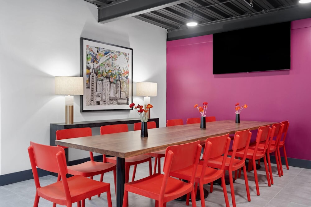 Origin Atlanta, a Wyndham Hotel 50/60