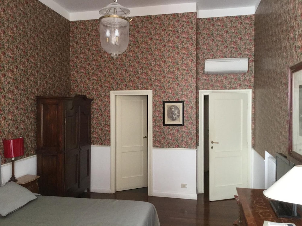 Relais Teatro Argentina 20/51