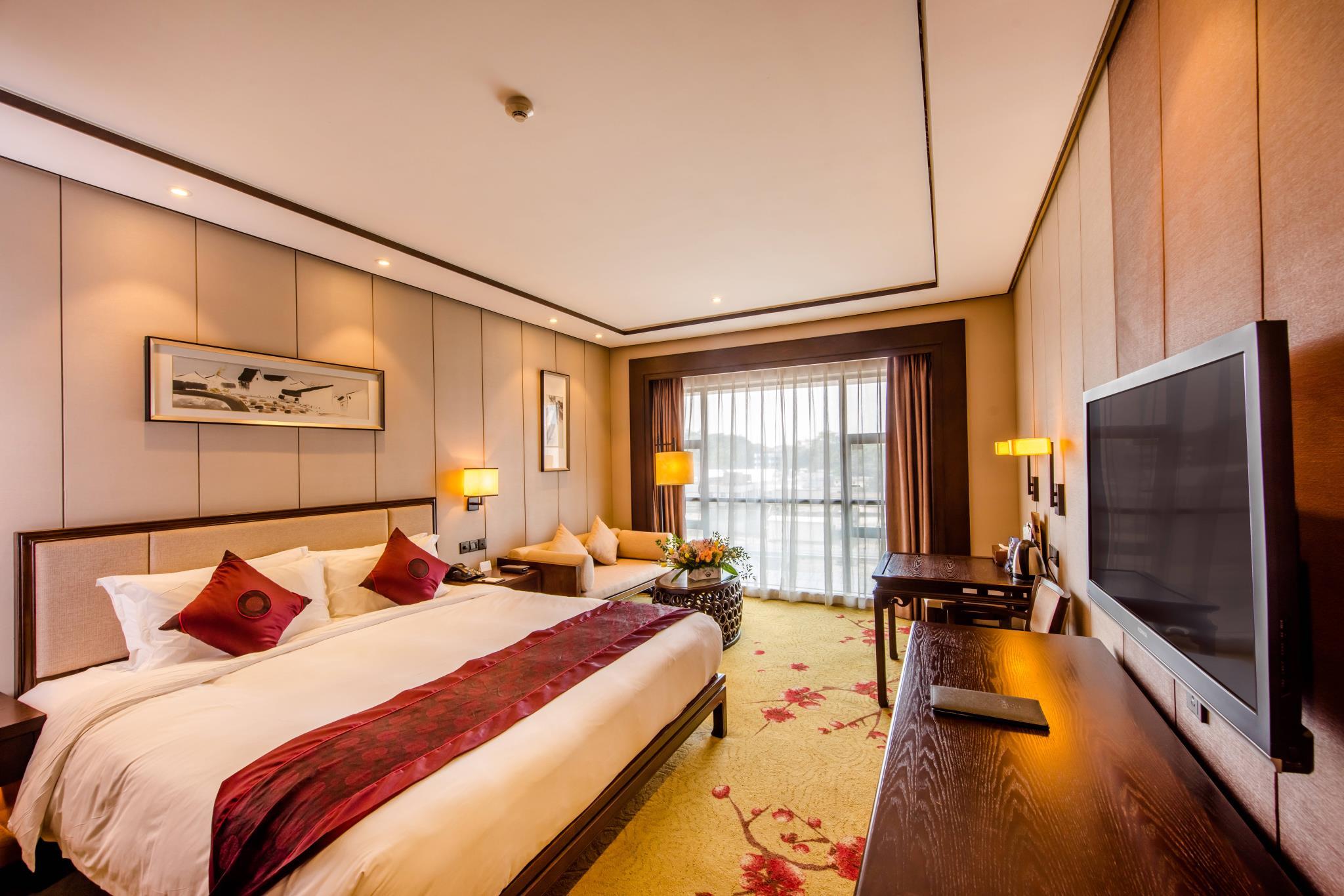 Elegant, King Bed