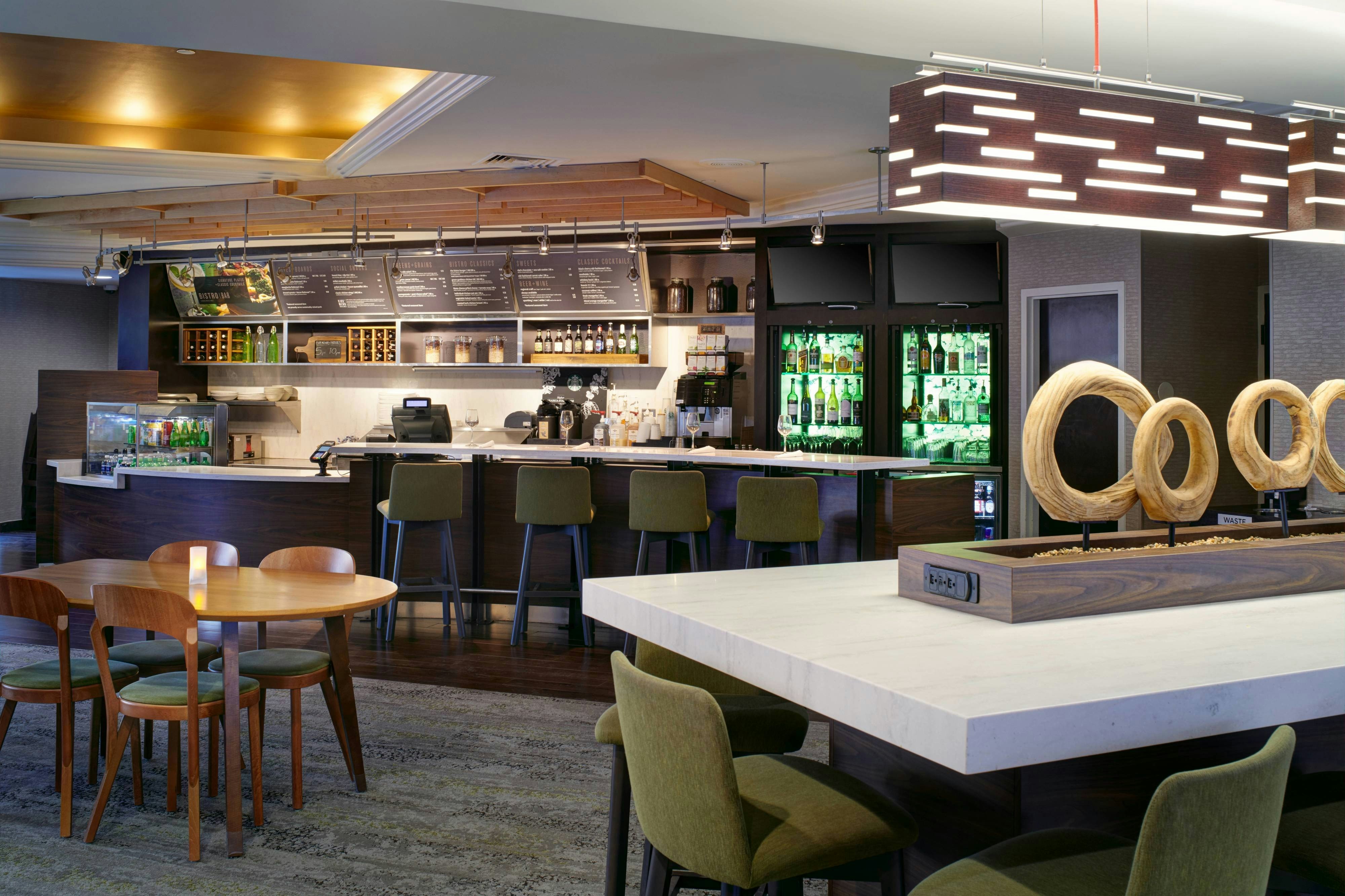 Courtyard By Marriott Ann Arbor 30/52