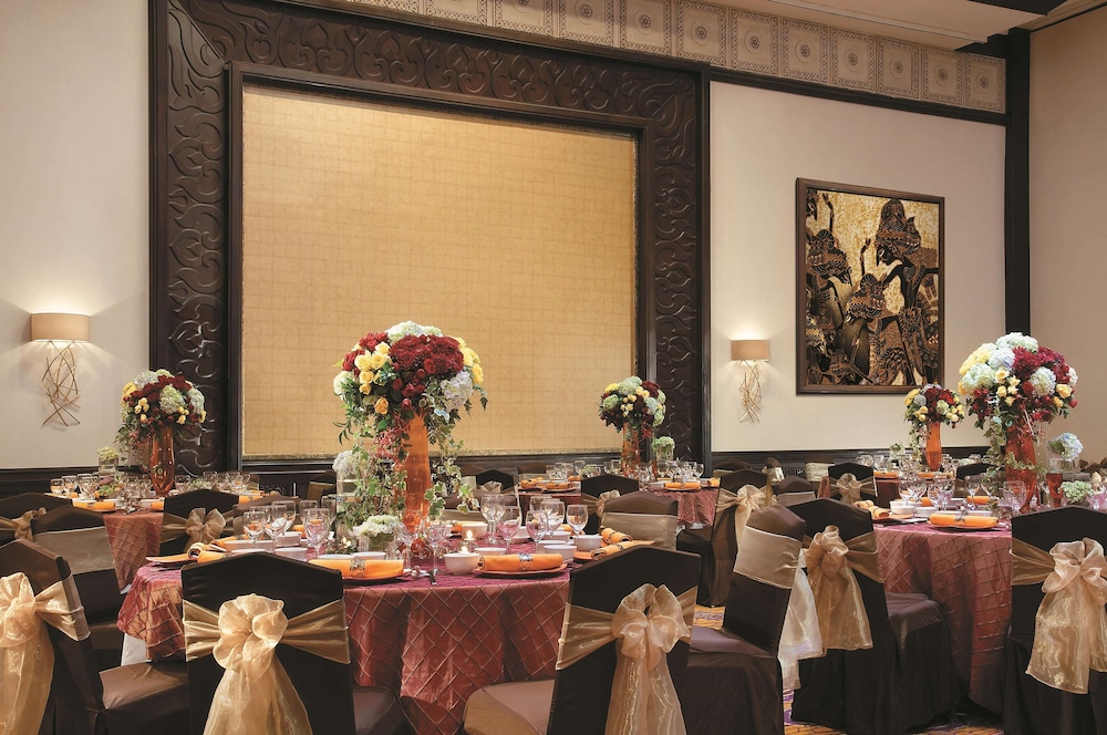 Shangri La Hotel Surabaya Kt 46/65