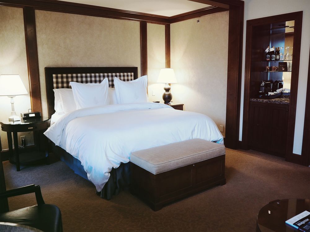 Deluxe, Double Bed