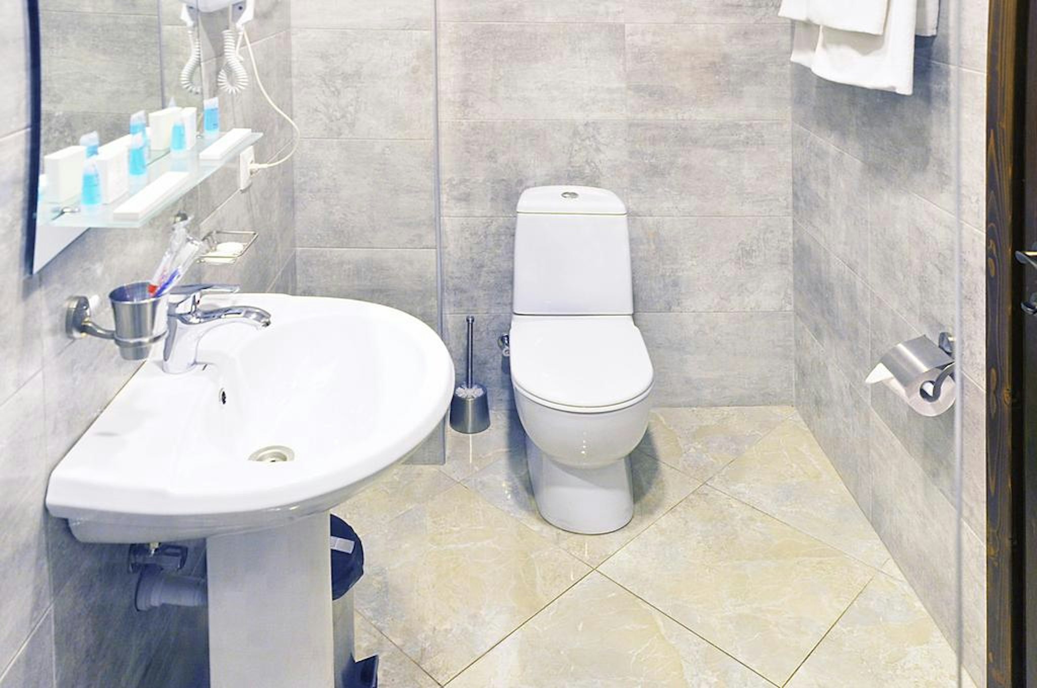 Hotel Gremi 33/33