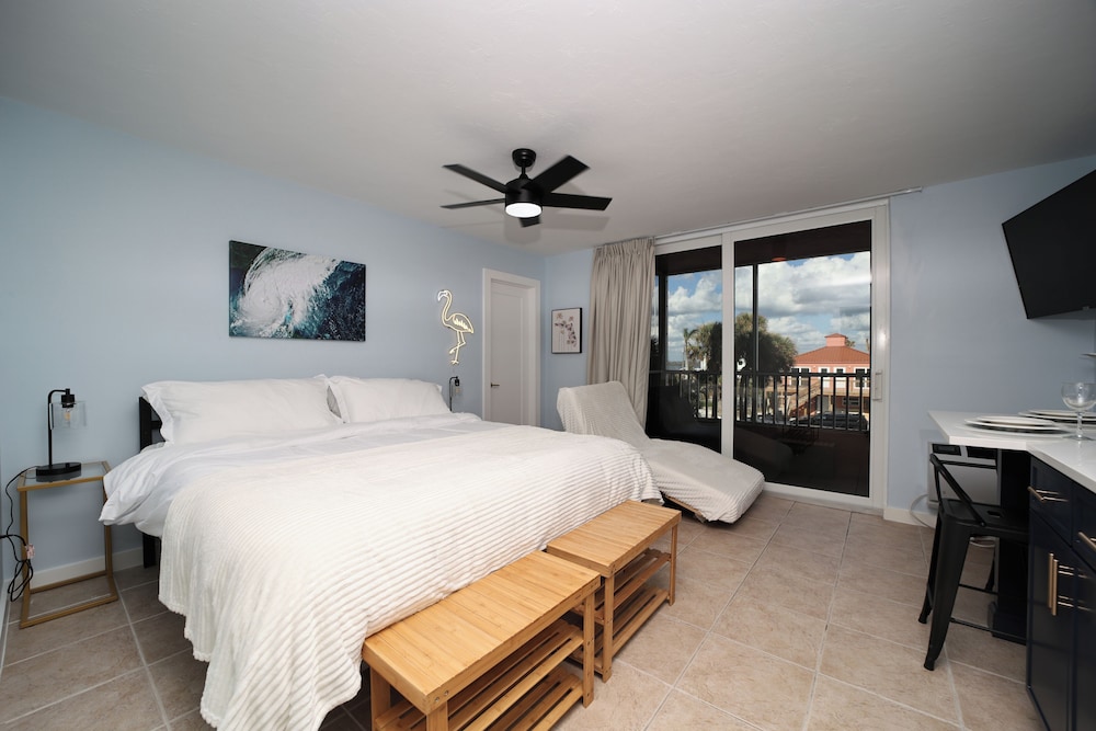 Casa Playa Resort 15/50