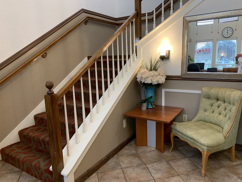 Americas Best Value Inn - Lynnwood / Seattle 21/34