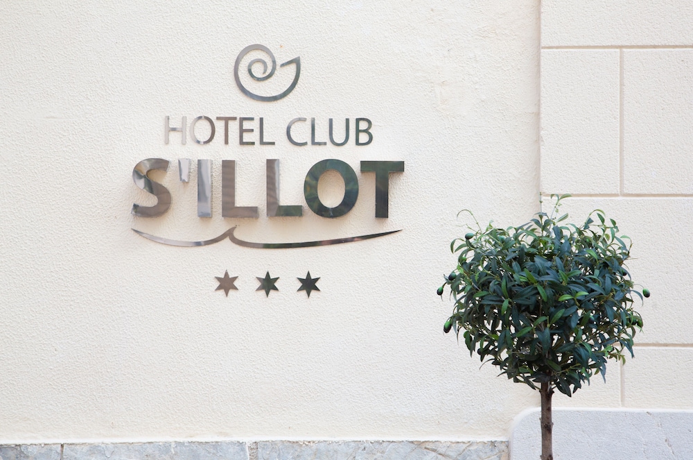 Hotel Club S Illot 3/50