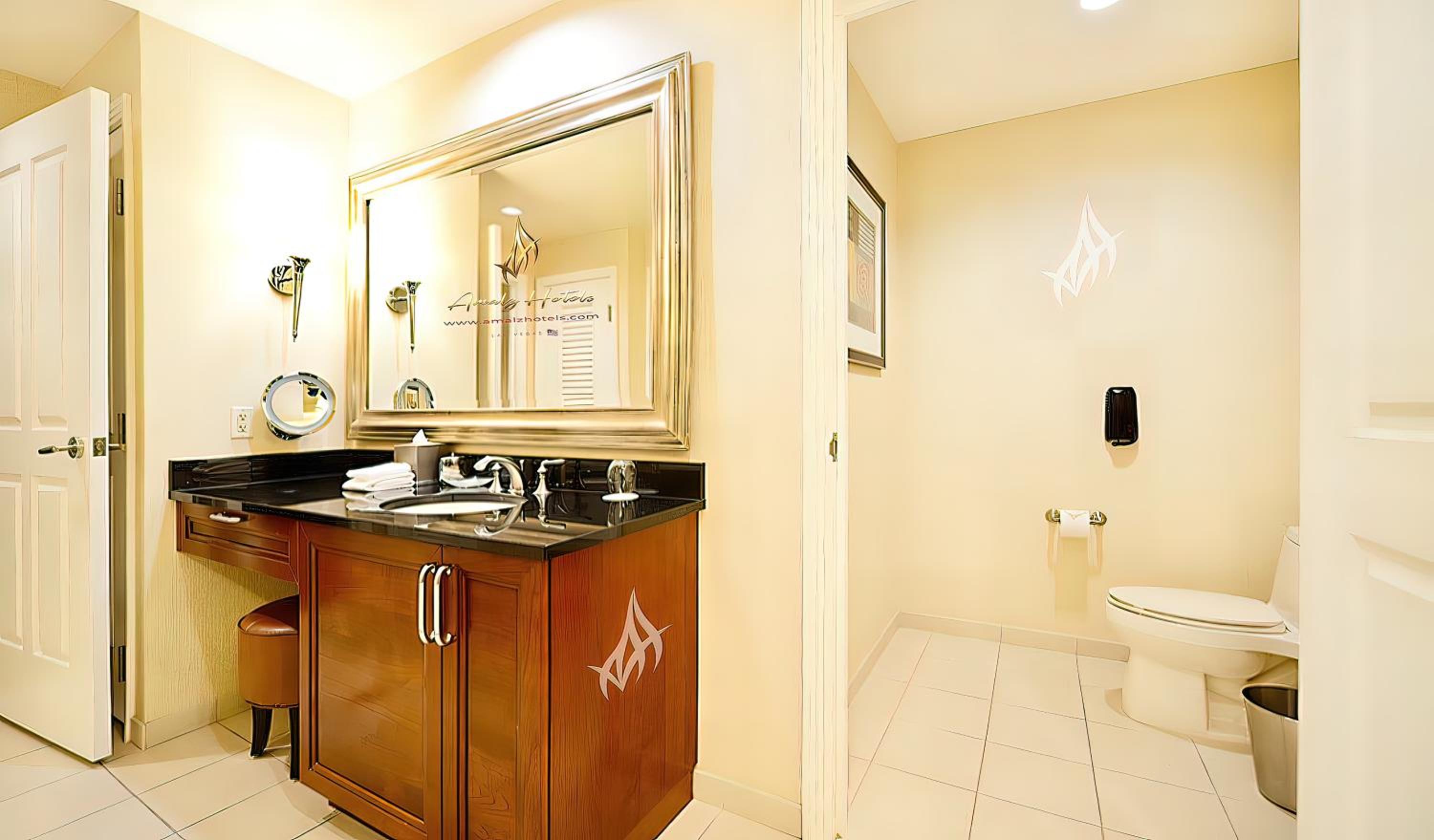 888 Signature Suites Collection At Signature Condo Hotel 45/48