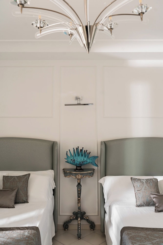 SUPERIOR, 2 QUEEN BEDS, SEA VIEW, GROUND FLOOR