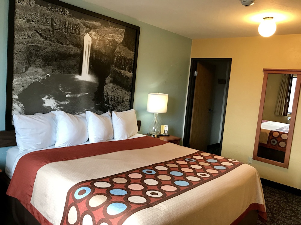 جناح بسرير كينج بغرفة نوم واحدة، Super 8 By Wyndham Union Gap Yakima Area 2/3