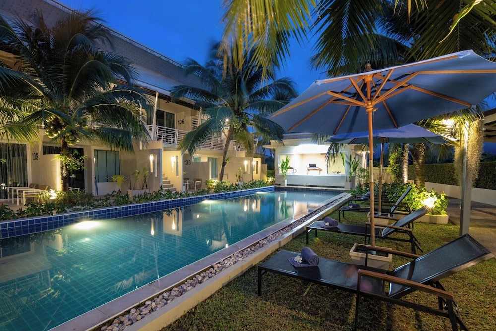 Impress Resort 47/50