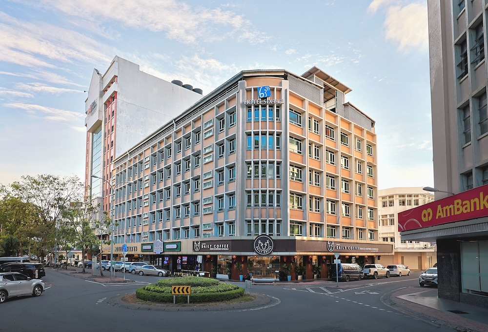 Hotel Sixty3 48/52