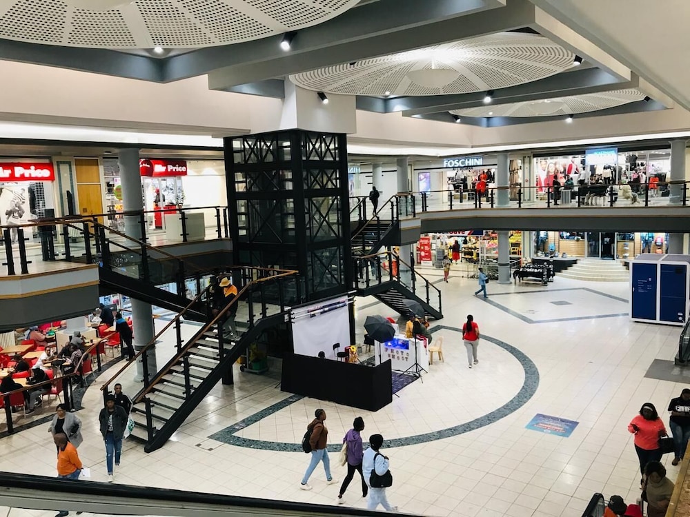 Bon Hotel Bloemfontein Central 32/60