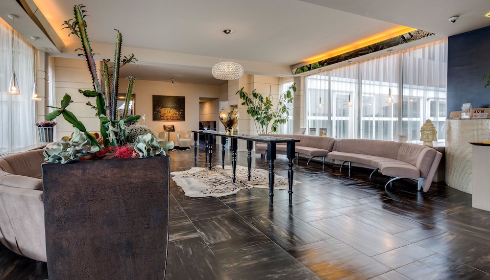 Best Western Plus Hotel Farnese 58/61