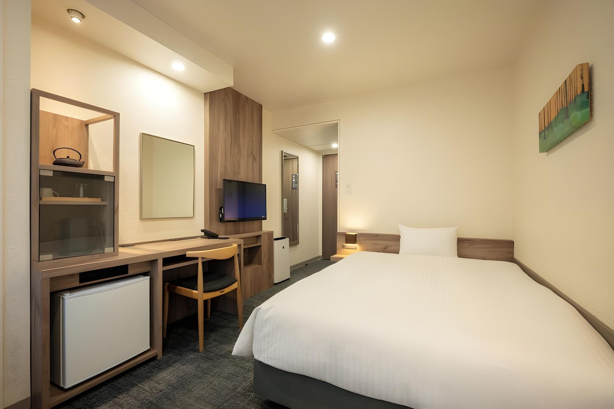 Semi Room, Economy, Semi Double Bed