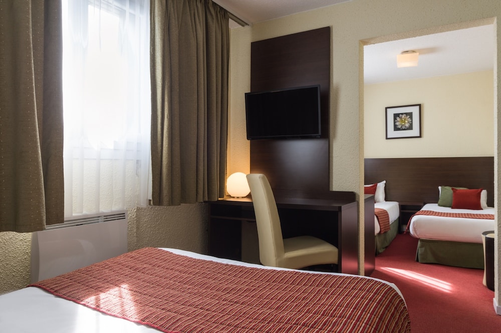 CLASSIC, QUADRUPLE, MULTIPLE BEDS