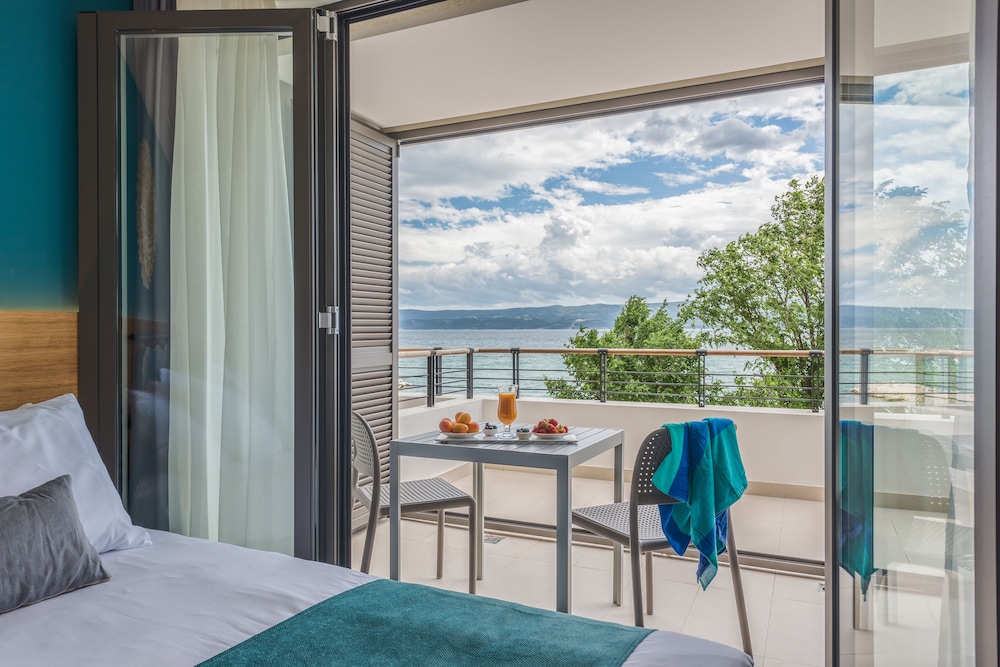 Hotel Nestos 10/29