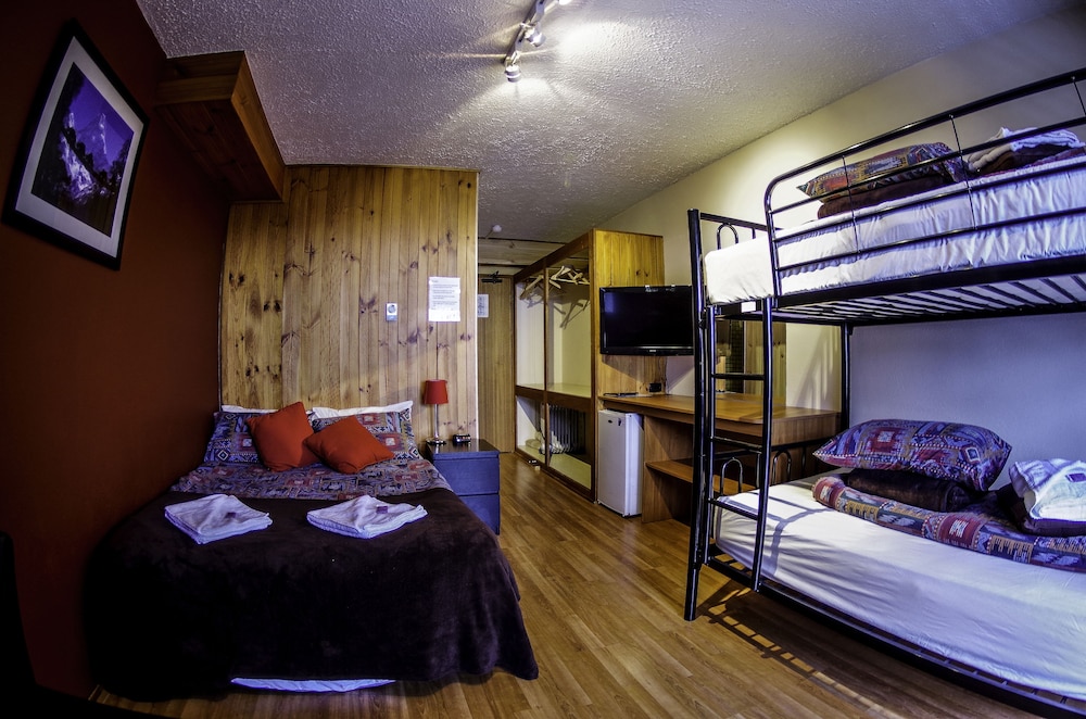 ROOM, QUADRUPLE, BALCONY