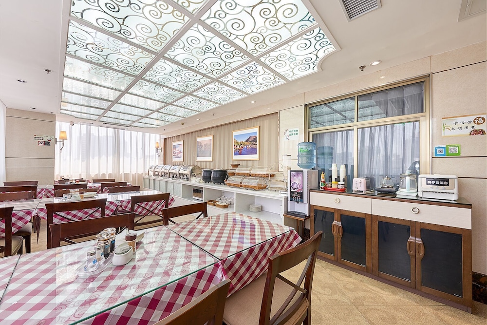 Kaiserdom Hotel Huayue 39/50