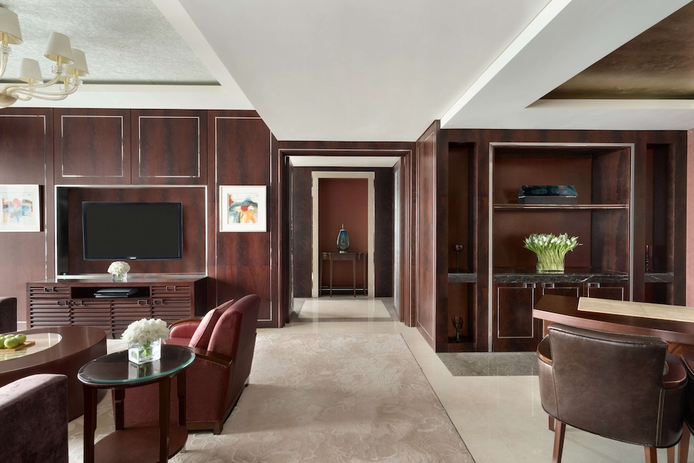 China World Summit Wing, Beijing, A Shangri-La Hotel 34/72