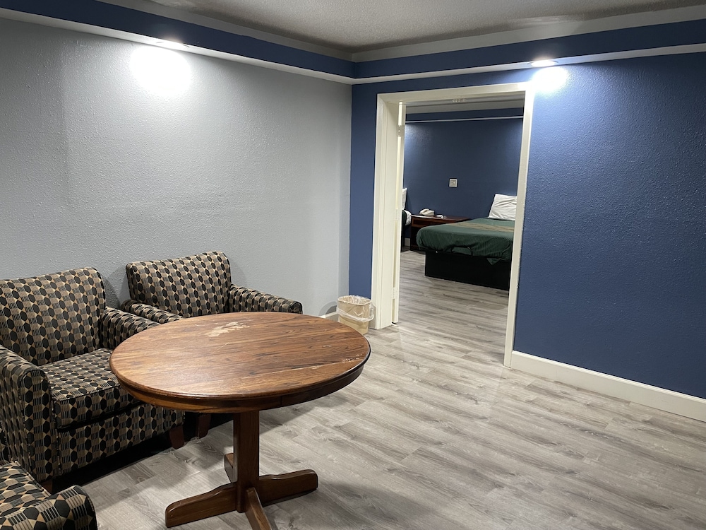 Studio6 Suites Memphis, TN – East Memphis 29/36