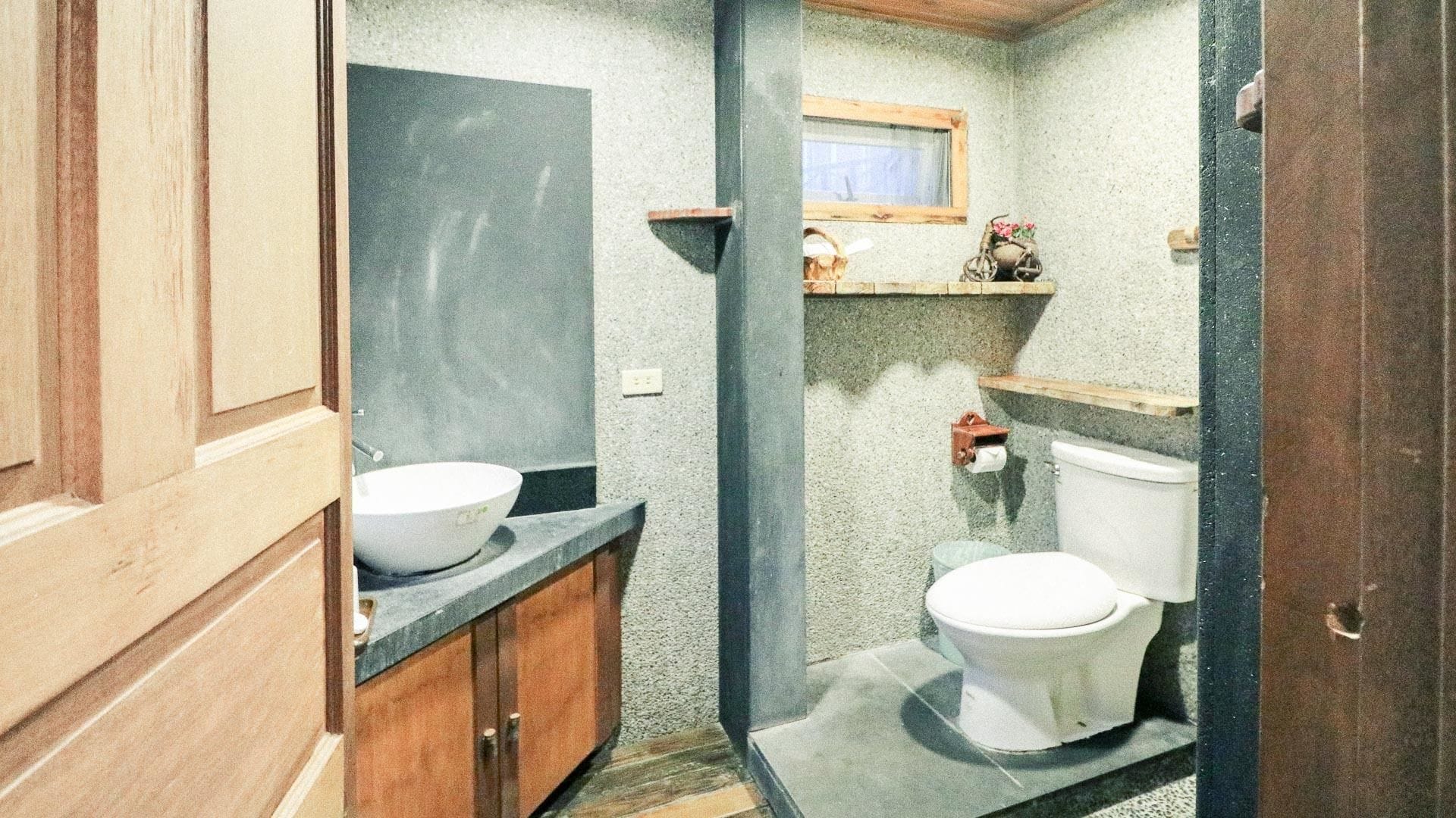 Room, 2 Murphy Beds، Fanlin House 3/3