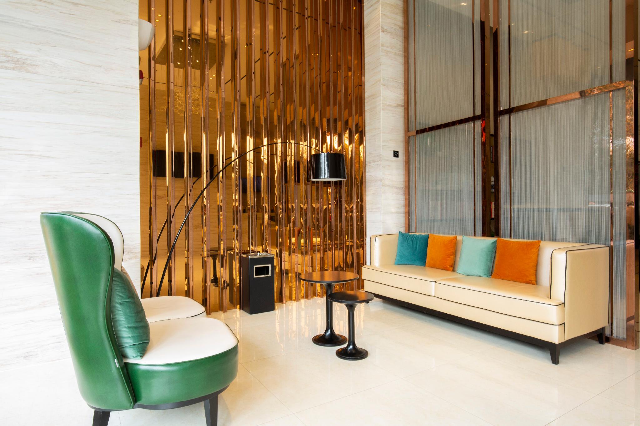 City Comfort Inn Xiantao First Middle School 52/52