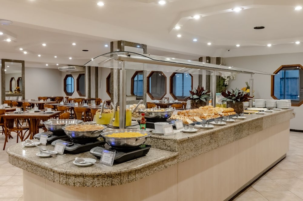 Pires Hotel 43/61
