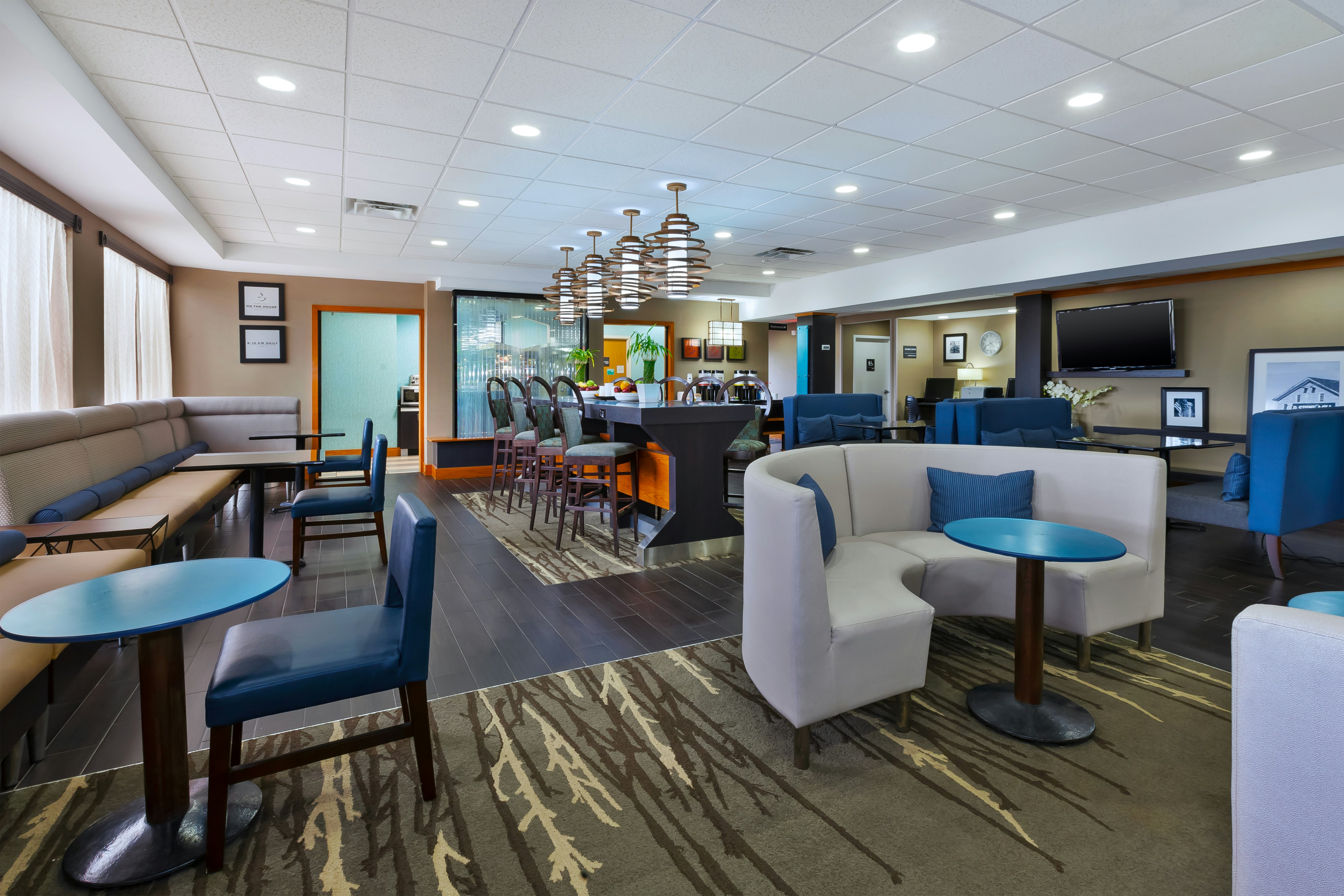 Hampton Inn Marysville 7/11
