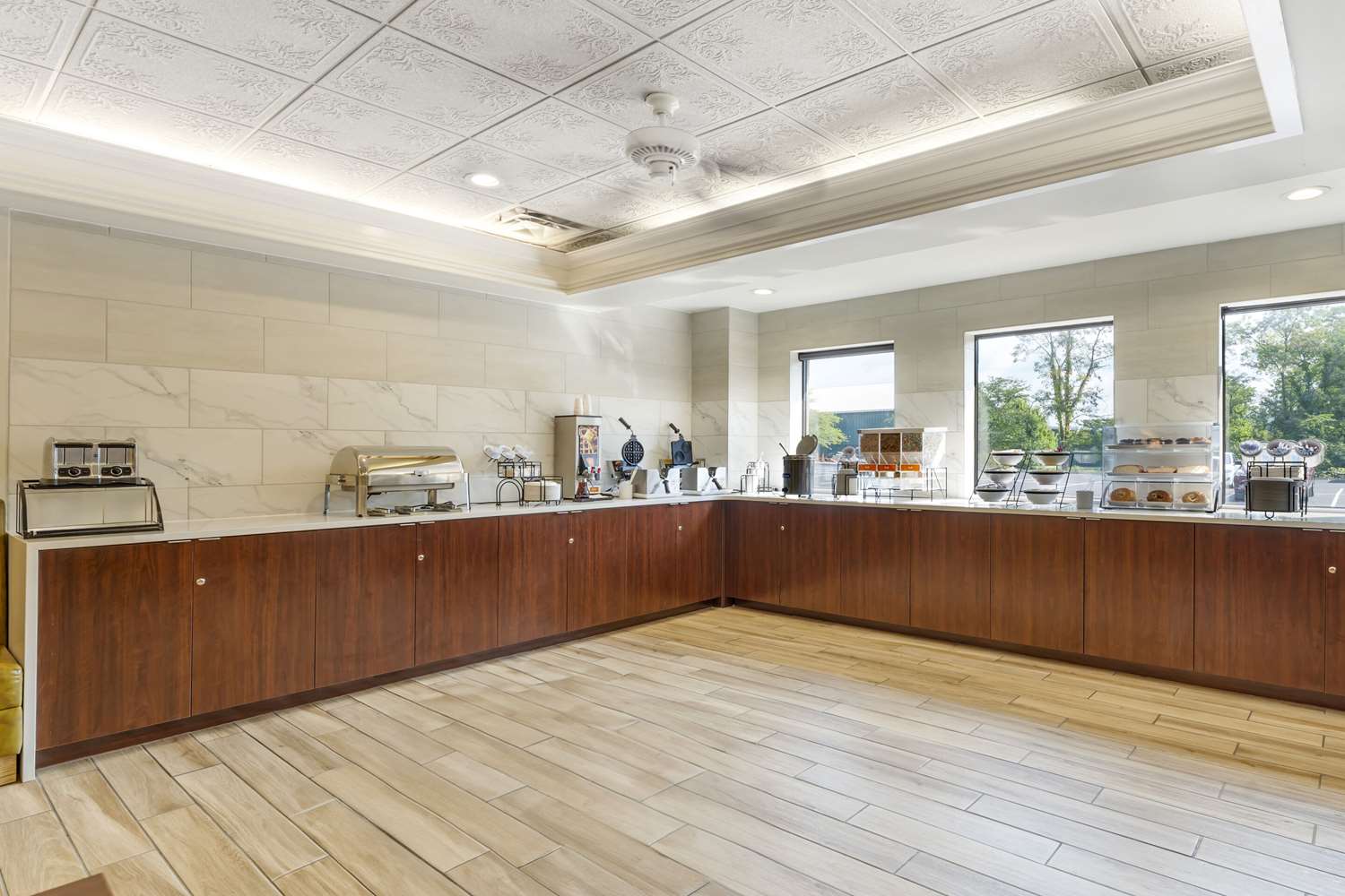 Comfort Inn & Suites Lavale - Cumberland 6/45