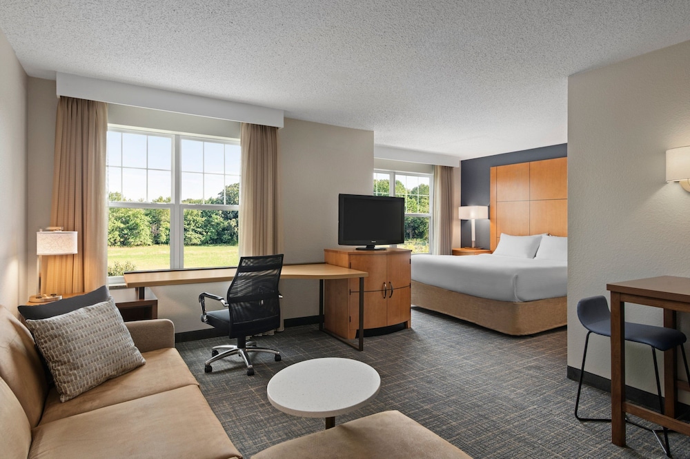 Residence Inn Mt Laurel At Bishop S Gate 19/40