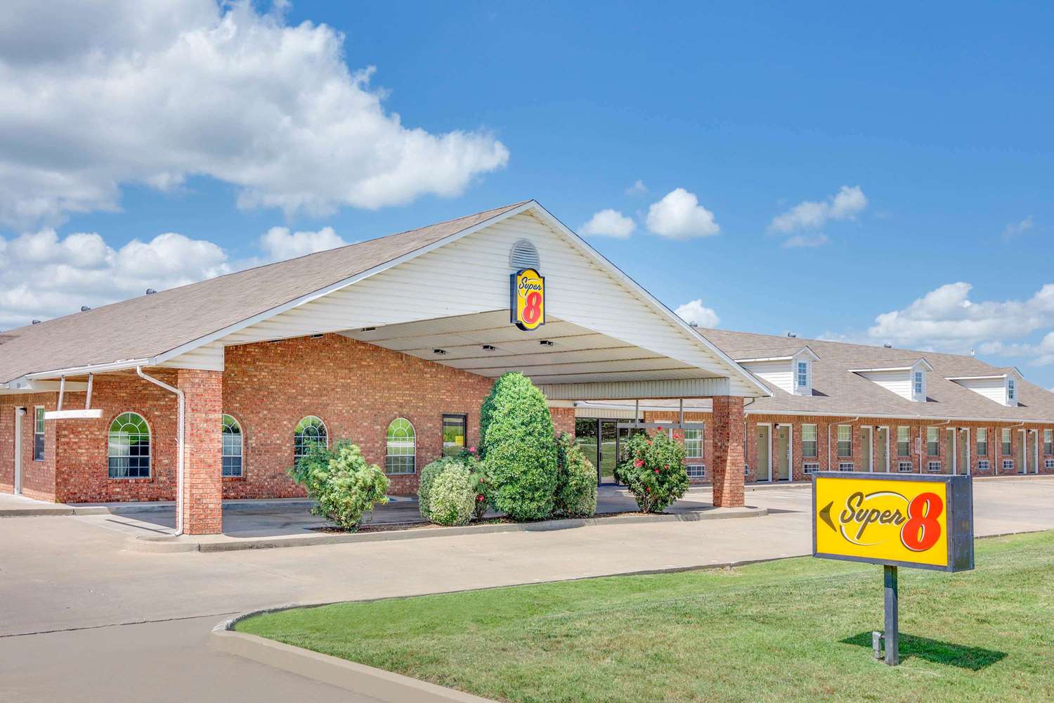 Super 8 by Wyndham Big Cabin/Vinita Area 36/39