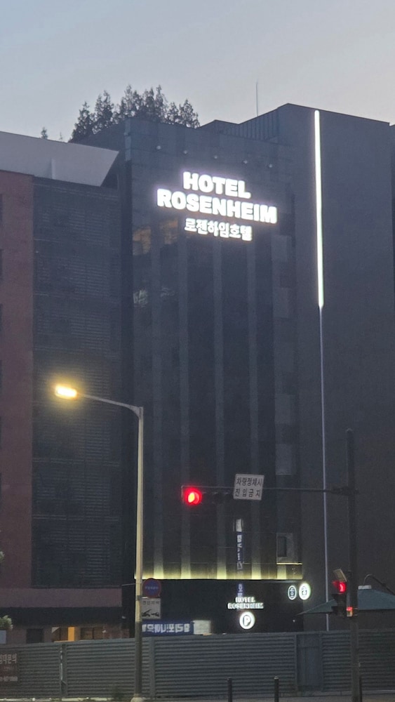 Rosenheim Hotel 4/34