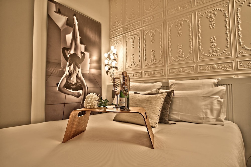 Hotel des Beaux Arts 47/77