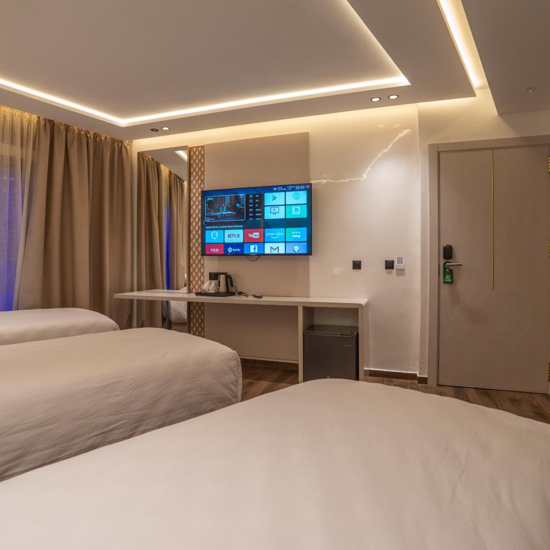 Hotel Esmeralda 21/57