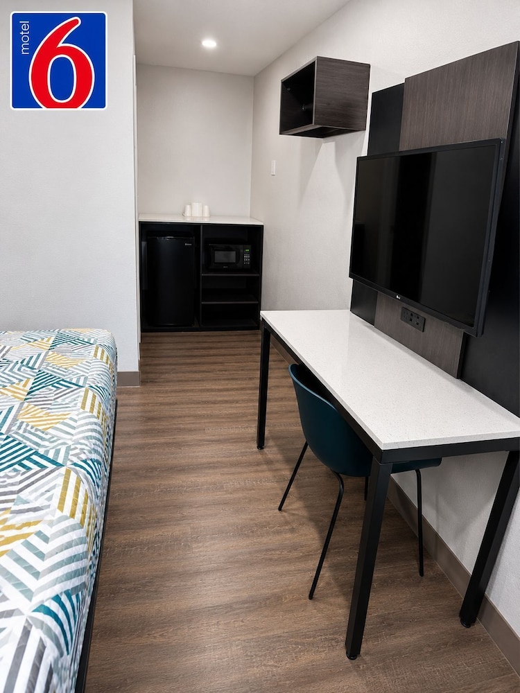 Motel6 Yreka, CA 43/62
