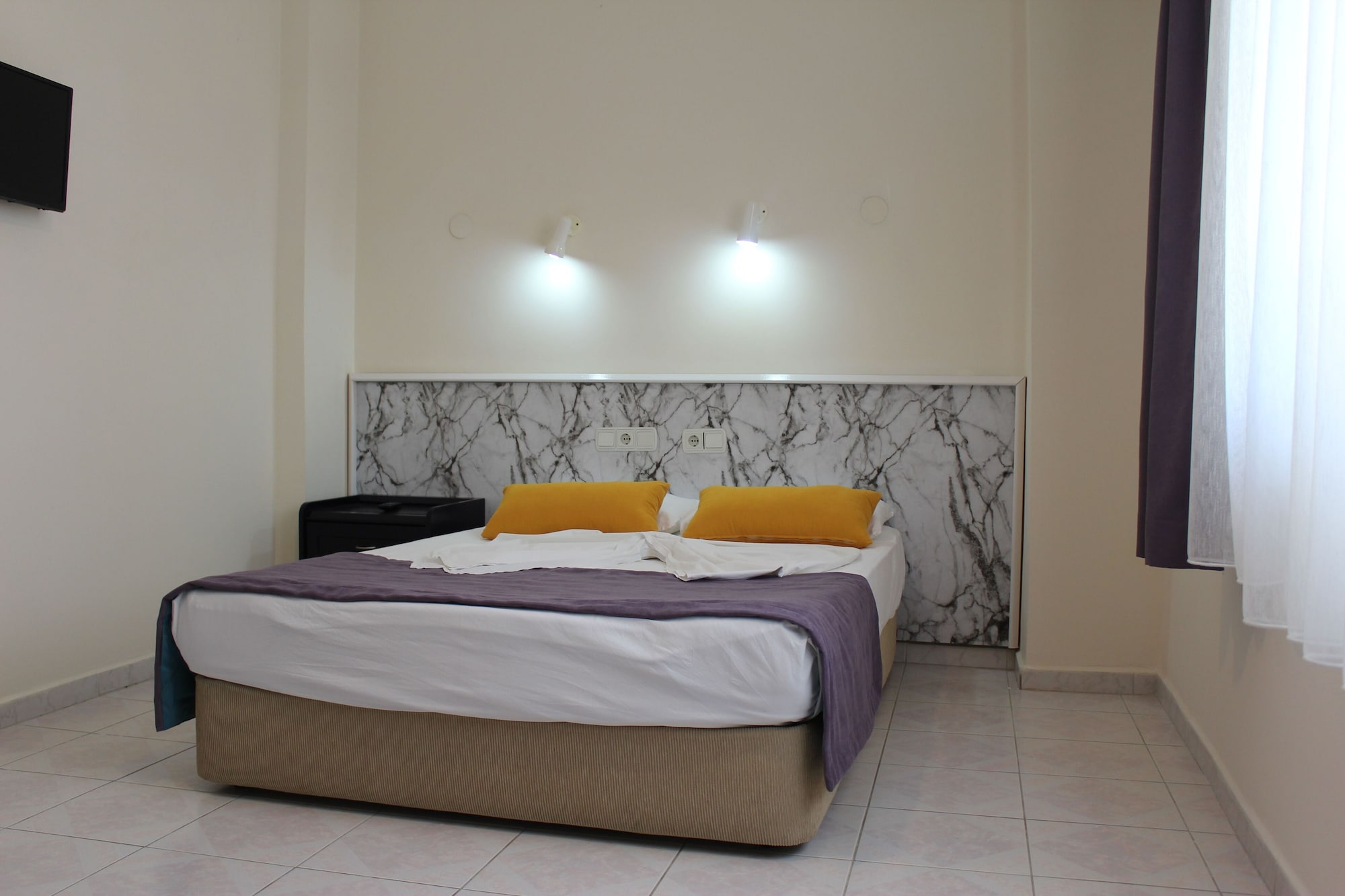 1 BEDROOM, CLASSIC