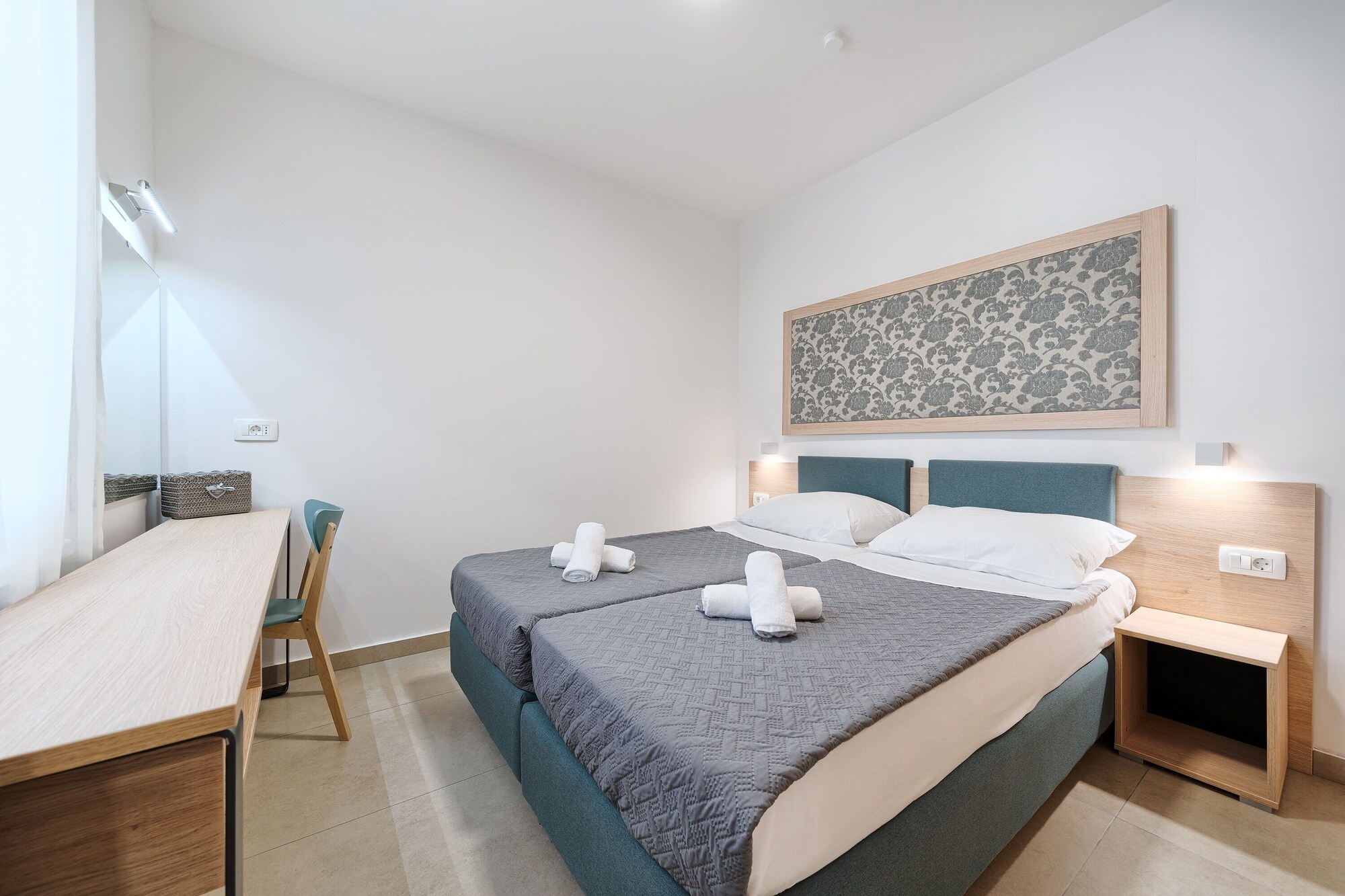 1 BEDROOM, SUPERIOR, APARTMENT, PATIO