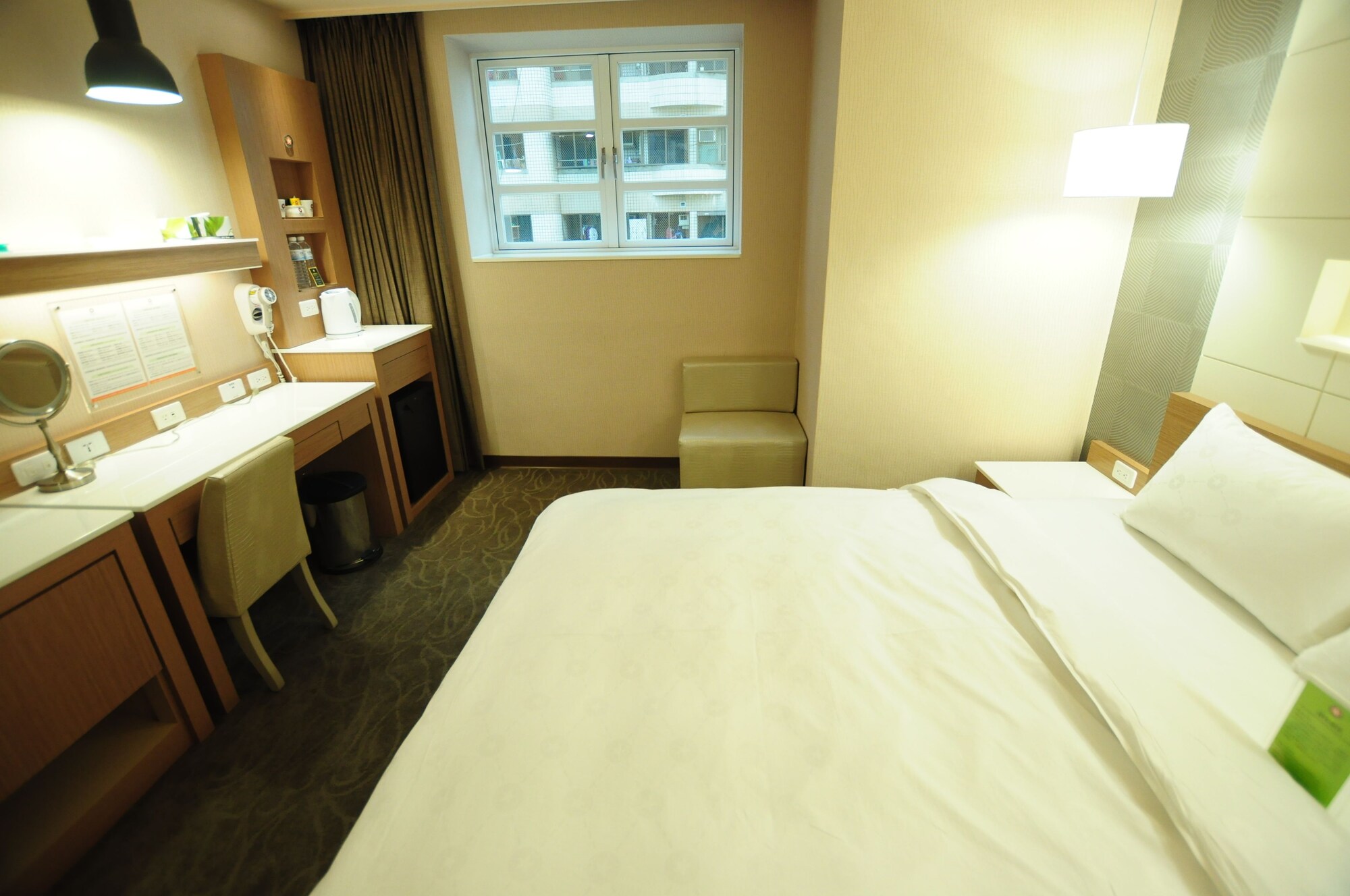 غرفة بزنس بسرير مزدوج، Kindness Hotel - Sanduo Shopping District 5/10
