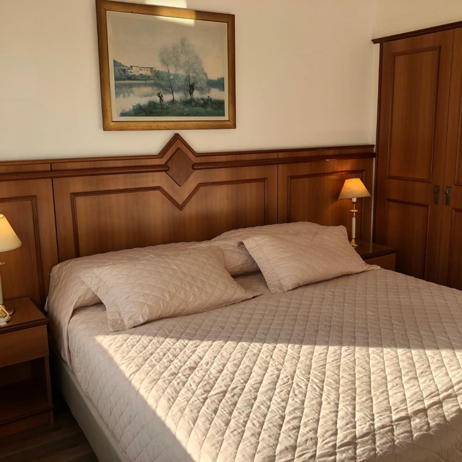 London Palace Hotel Montevideo 7/25