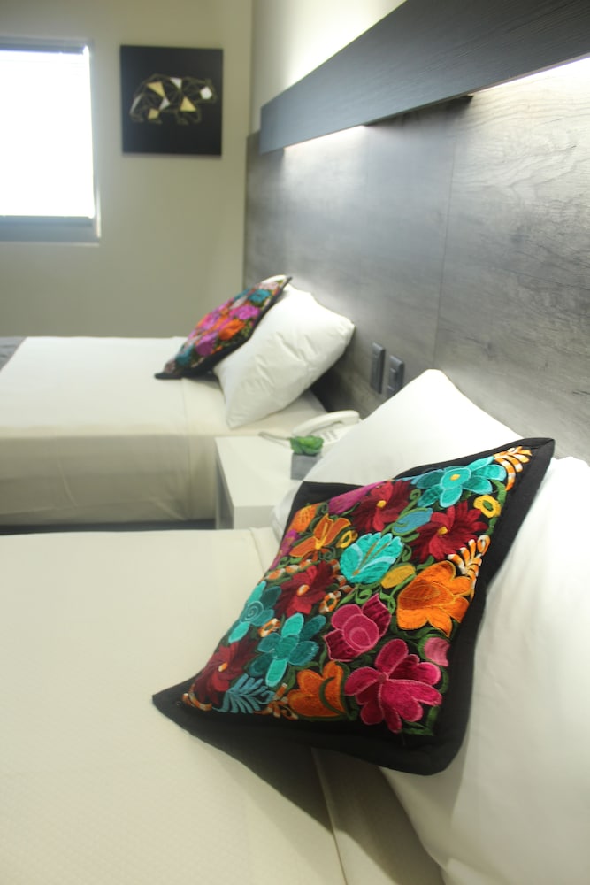 Homesuites Malecon 19/56