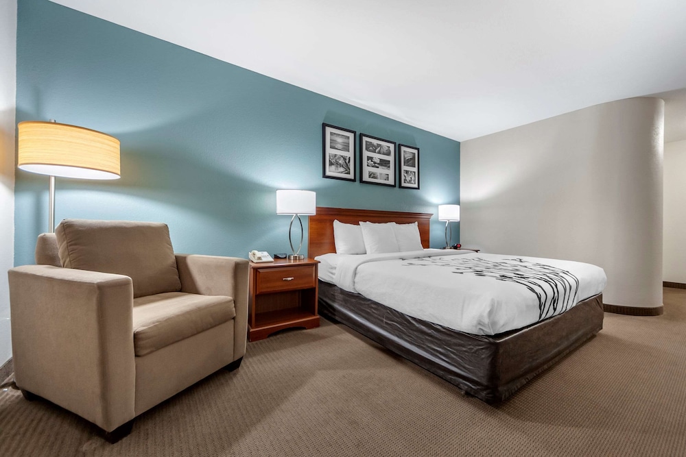 Sleep Inn & Suites Hays I-70 7/59