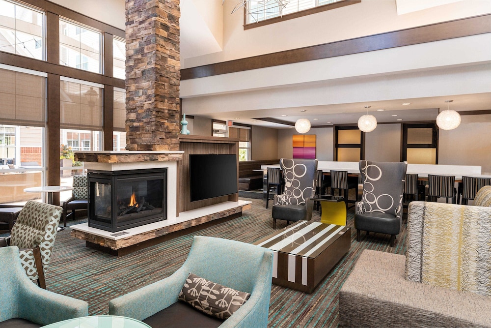 RESIDENCE INN DECATUR FORSYTH 21/38