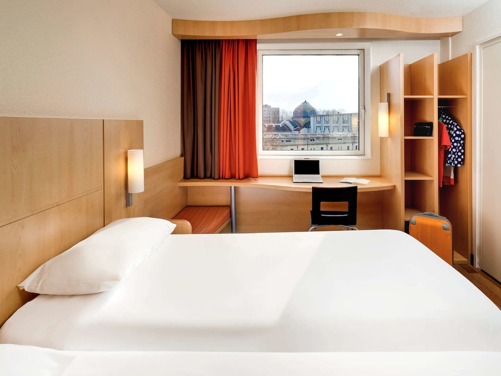 Ibis Vichy 17/59