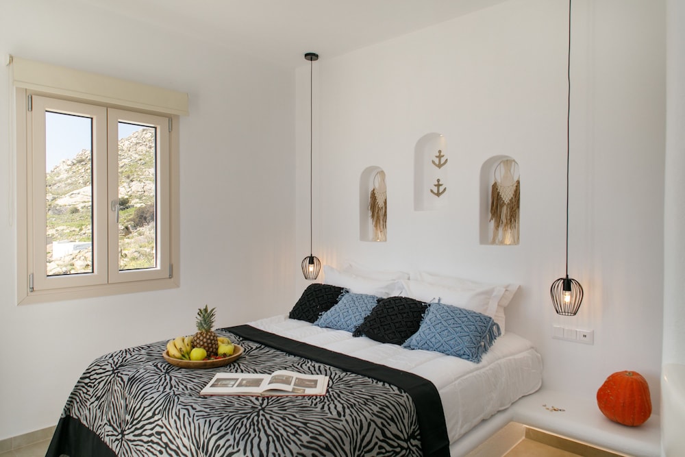 DELUXE, DOUBLE BED, OCEAN VIEW