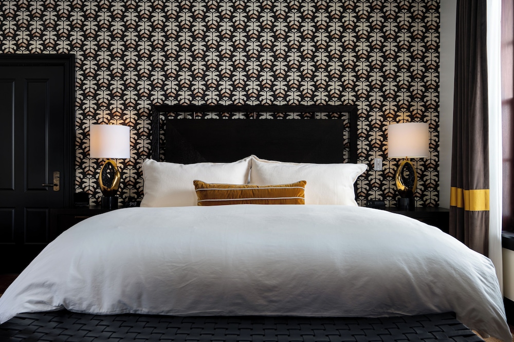 Emigrant Boutique Hotel 16/28