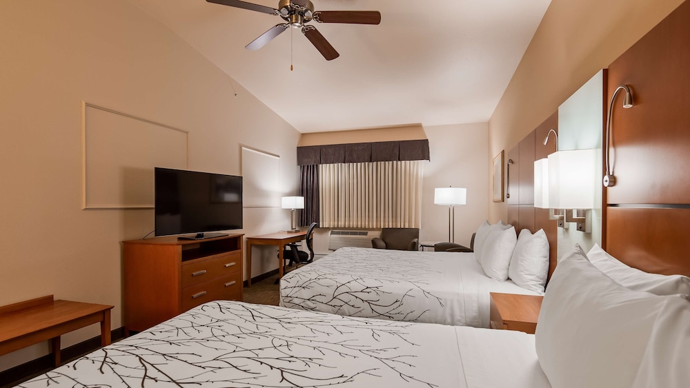 Best Western Plus Silver Saddle Inn 10/43