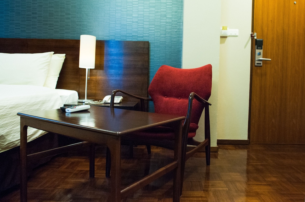 BAAN SILOM SOI 3 40/51