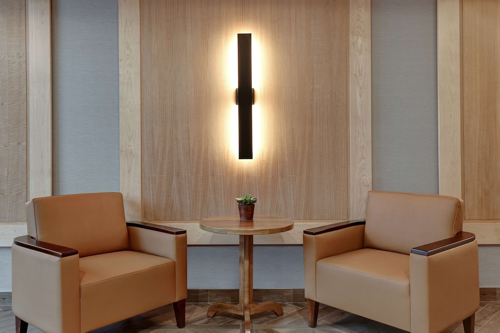 Hyatt Place Ottawa West 23/50