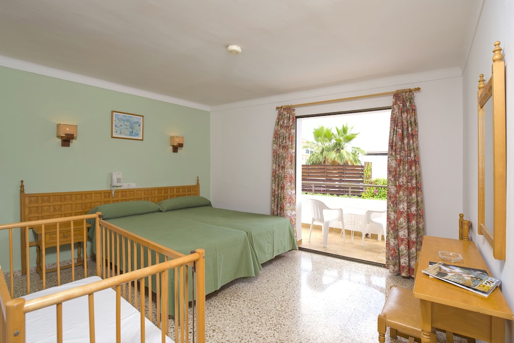 Hotel Bahia Playa 13/50